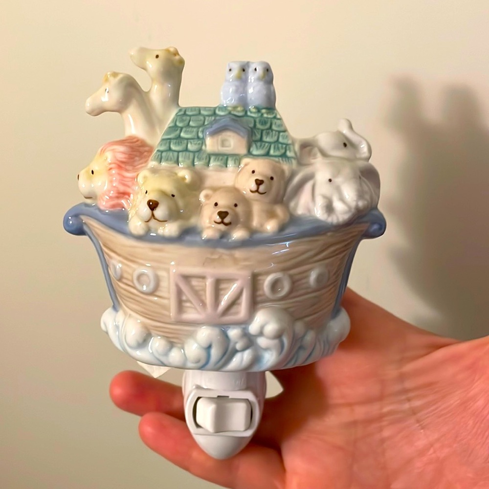 Noah’s Ark Night Light